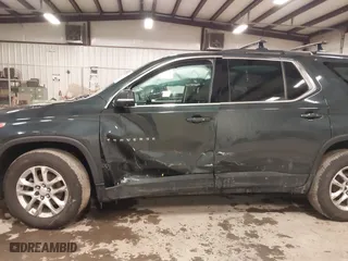 2019 Chevrolet Traverse LT Cloth with VIN 1GNEVGKW2KJ213750, listed as a IAAI auction lot 41214664 with 166,233 mi miles. Bid and sale history available at carsss.com. Image 6.