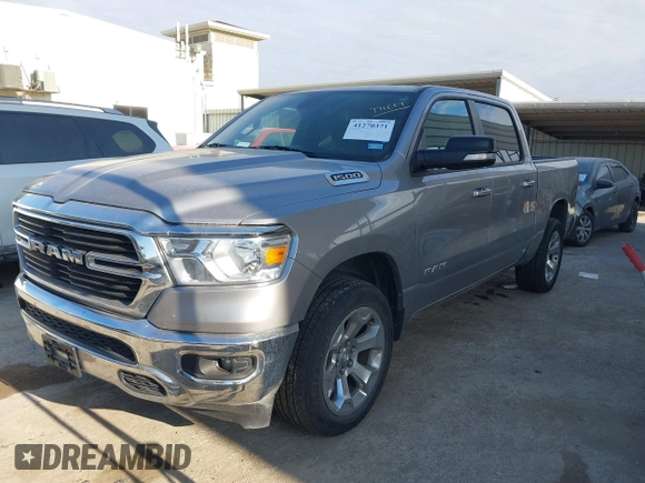 2019 Ram 1500 Big Horn/Lone Star with VIN 1C6RRFFG0KN727866, listed as a IAAI auction lot 41270371 with 49,486 mi miles. Bid and sale history available at carsss.com. Image 17.