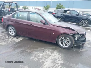 2008 BMW 3 Series 328i with VIN WBAVC53588FZ85168, listed as a IAAI auction lot 41765979 with 182,459 mi miles. Bid and sale history available at carsss.com. Image 1.