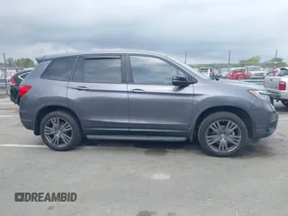 2020 Honda Passport EX-L z VIN 5FNYF8H5XLB018060, wystawiony jako IAAI lot #41961243 z przebiegiem 60 575 mil mil oraz . Historia ofert i sprzedaży dostępna na DreamBid. Obrazek 13.