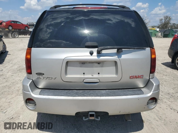2007 GMC Envoy SLT with VIN 1GKDS13SX72163482, listed as a Copart auction lot 72439864 with 218,719 mi miles and Salvage Title. Bid and sale history available at carsss.com. Image 6.