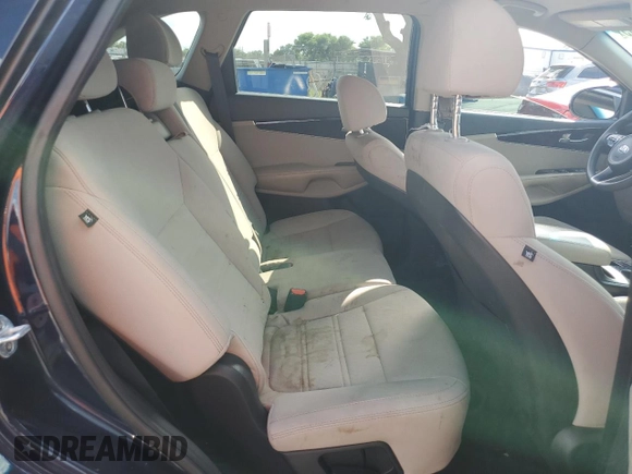 2018 Kia Sorento LX with VIN 5XYPGDA39JG343573, listed as a Copart auction lot 51474215 with 139,179 mi miles and Salvage Title. Bid and sale history available at carsss.com. Image 12.