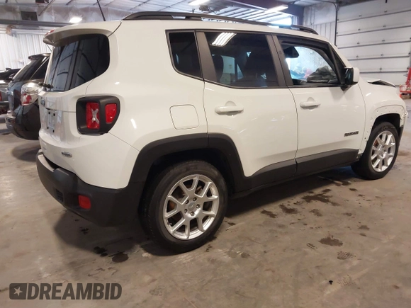 2020 Jeep Renegade Latitude with VIN ZACNJABB1LPL74247, listed as a IAAI auction lot 41755294 with 34,297 mi miles. Bid and sale history available at carsss.com. Image 4.