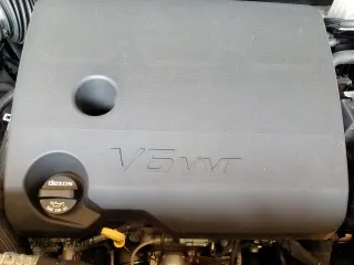 2019 Chevrolet Traverse LT with VIN 1GNERHKW5KJ172010, listed as a Copart auction lot 70887555 with 97,215 mi miles and Salvage title. Bid and sale history available at DreamBid. Image 16.