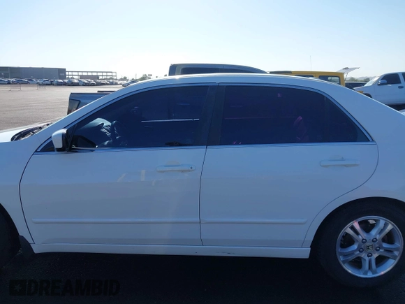 2006 Honda Accord EX-L z VIN 1HGCM56876A170694, wystawiony jako IAAI lot #42299743 z przebiegiem 182 601 mil mil oraz . Historia ofert i sprzedaży dostępna na DreamBid. Obrazek 15.