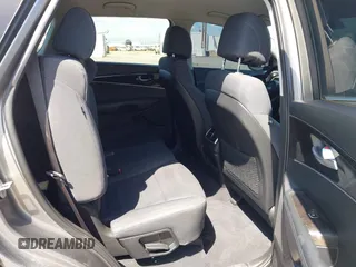 2017 Kia Sorento LX with VIN 5XYPG4A35HG284788, listed as a IAAI auction lot 41966692 with 68,692 mi miles. Bid and sale history available at carsss.com. Image 8.