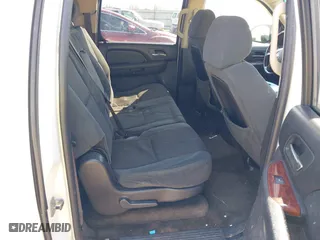 2009 Chevrolet Suburban LT w/2LT with VIN 1GNFC26089R273028, listed as a IAAI auction lot 41669345 with 244,869 mi miles. Bid and sale history available at carsss.com. Image 8.