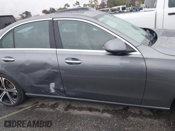 2022 Mercedes-Benz C 300 with VIN W1KAF4GB9NR018569, listed as a IAAI auction lot 38903076 with Not Provided miles and . Bid and sale history available at DreamBid. Image 13.