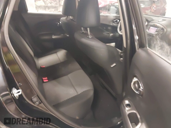 2017 Nissan Juke SL with VIN JN8AF5MV7HT753562, listed as a IAAI auction lot 41314482 with 44,370 mi miles. Bid and sale history available at carsss.com. Image 8.