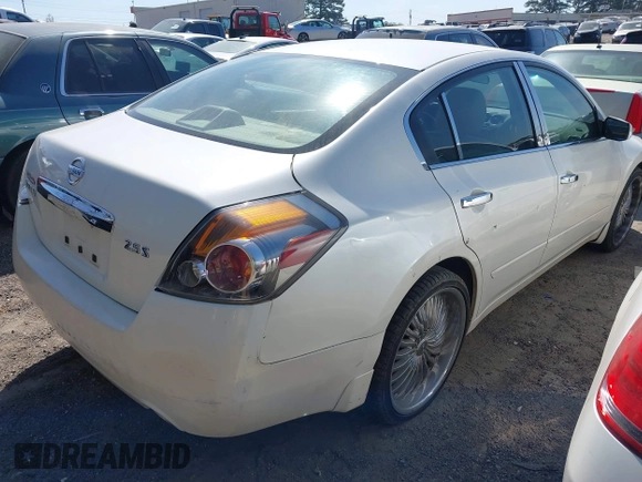 2012 Nissan Altima 2.5 S with VIN 1N4AL2AP8CN403921, listed as a IAAI auction lot 41894964 with 95,776 mi miles. Bid and sale history available at carsss.com. Image 4.