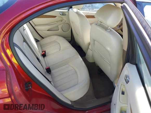 2008 Jaguar X-Type with VIN SAJWA51A98WJ28713, listed as a IAAI auction lot 41518334 with 123,748 mi miles and . Bid and sale history available at DreamBid. Image 8.