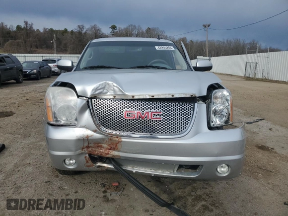 2012 GMC Yukon SLT with VIN 1GKS1CE08CR203822, listed as a Copart auction lot 82955253 with 122,508 mi miles and Salvage Title. Bid and sale history available at carsss.com. Image 5.