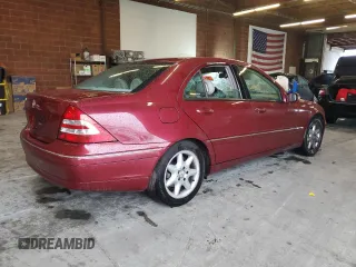 2003 Mercedes-Benz C 320 with VIN WDBRF64JX3E011458, listed as a Copart auction lot 45239835 with 203,013 mi miles and Salvage title. Bid and sale history available at DreamBid. Image 3.