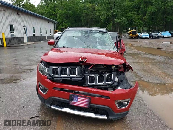 2020 Jeep Compass Limited z VIN 3C4NJDCB4LT131852, wystawiony jako Copart lot #56415665 z przebiegiem Nie podano mil oraz Szkoda całkowita • Salvage title. Historia ofert i sprzedaży dostępna na DreamBid. Obrazek 14.