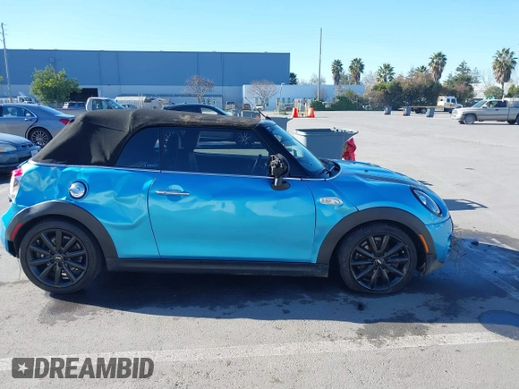 2019 MINI Convertible Cooper S with VIN WMWWG9C50K3J31011, listed as a IAAI auction lot 41332186 with 82,105 mi miles. Bid and sale history available at carsss.com. Image 13.