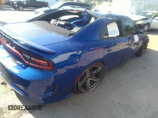2019 Dodge Charger SRT Hellcat z VIN 2C3CDXL91KH518576, wystawiony jako IAAI lot #37712718 z przebiegiem 29 284 mil mil oraz . Historia ofert i sprzedaży dostępna na DreamBid. Obrazek 4.