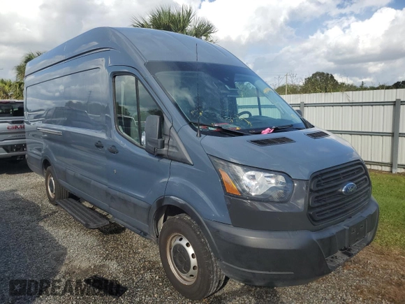 2019 Ford Transit with VIN 1FTYR3XM5KKB17700, listed as a Copart auction lot 74480644 with 60,140 mi miles and Salvage title. Bid and sale history available at DreamBid. Image 4.