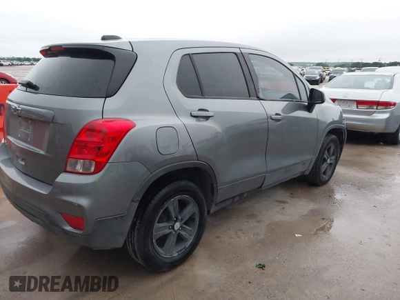 2020 Chevrolet Trax LS with VIN 3GNCJKSB2LL221800, listed as a IAAI auction lot 42196637 with 43,085 mi miles and . Bid and sale history available at DreamBid. Image 4.