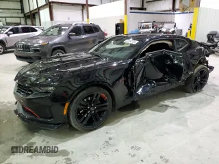 2023 Chevrolet Camaro 2LT z VIN 1G1FD1RS3P0128342, wystawiony jako Copart lot #82354134 z przebiegiem Nie podano mil oraz Nie do naprawy • Non repairable. Historia ofert i sprzedaży dostępna na DreamBid. Obrazek 1.