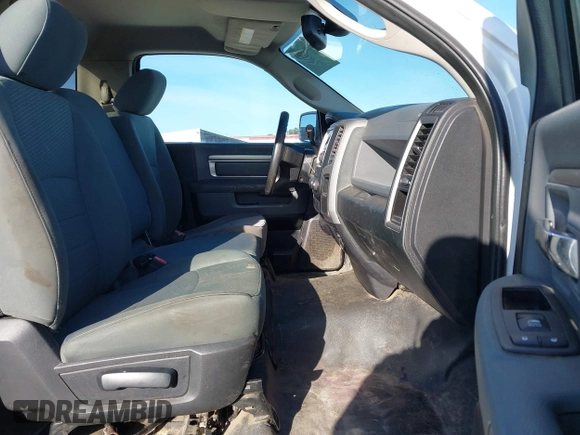 2016 Ram 2500 Tradesman with VIN 3C6LR4AT2GG235225, listed as a IAAI auction lot 41805599 with 163,019 mi miles. Bid and sale history available at carsss.com. Image 5.
