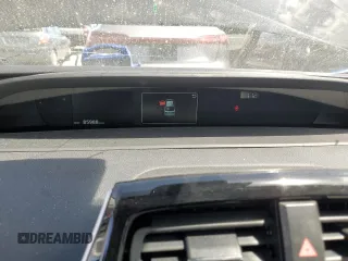 2020 Toyota Prius L Eco z VIN JTDKARFU7L3111913, wystawiony jako Copart lot #54544995 z przebiegiem 85 988 mil mil oraz Szkoda całkowita • Salvage title. Historia ofert i sprzedaży dostępna na DreamBid. Obrazek 9.