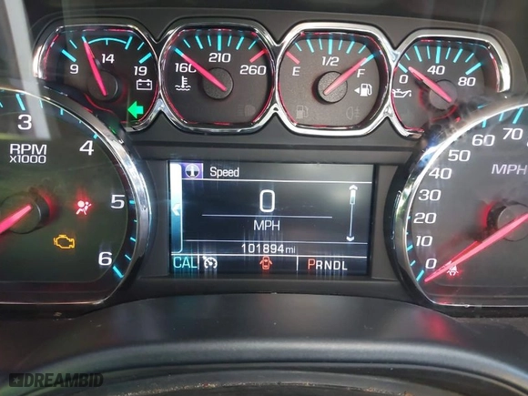 2018 Chevrolet Silverado 1500 LT with VIN 3GCPCREC6JG534601, listed as a IAAI auction lot 41465807 with 101,894 mi miles. Bid and sale history available at carsss.com. Image 15.
