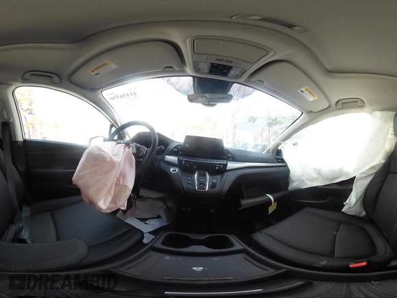 2025 Honda Odyssey EX-L with VIN 5FNRL6H64SB016104, listed as a IAAI auction lot 41456550 with 61 mi miles and . Bid and sale history available at DreamBid. Image 18.