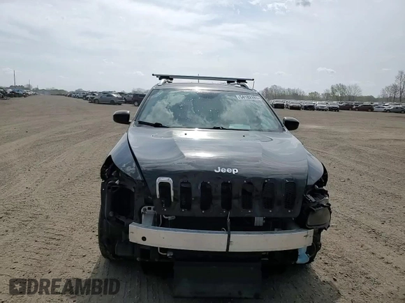 2015 Jeep Cherokee Latitude z VIN 1C4PJMCS3FW546328, wystawiony jako Copart lot #54182485 z przebiegiem 172 530 mil mil oraz Czysty tytuł • Clean title. Historia ofert i sprzedaży dostępna na DreamBid. Obrazek 15.