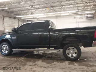 2018 Ram 2500 Tradesman with VIN 3C6UR5CJ3JG121229, listed as a IAAI auction lot 41679189 with 95,956 mi miles. Bid and sale history available at carsss.com. Image 15.