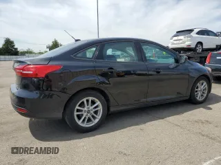 2018 Ford Focus SE z VIN 1FADP3F2XJL276652, wystawiony jako Copart lot #57499965 z przebiegiem 112 388 mil mil oraz Szkoda całkowita • Salvage title. Historia ofert i sprzedaży dostępna na DreamBid. Obrazek 3.