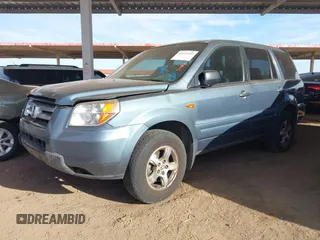 2006 Honda Pilot LX with VIN 2HKYF18146H546803, listed as a IAAI auction lot 41533192 with 218,754 mi miles. Bid and sale history available at carsss.com. Image 2.