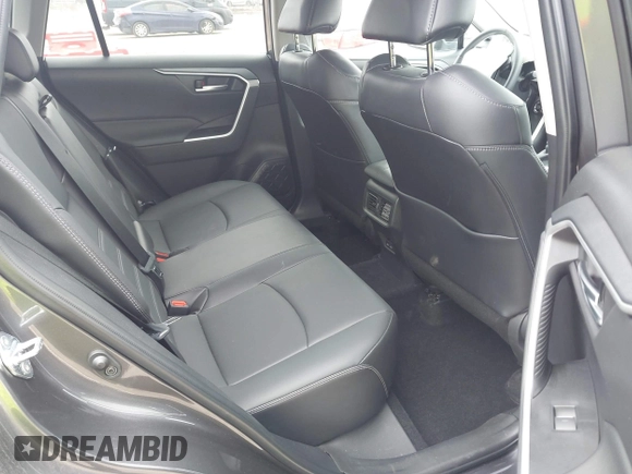 2024 Toyota RAV4 XLE Premium z VIN 2T3A1RFV9RC411142, wystawiony jako IAAI lot #42319590 z przebiegiem 18 585 mil mil oraz . Historia ofert i sprzedaży dostępna na DreamBid. Obrazek 8.