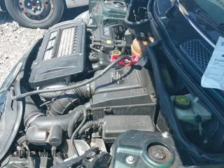 2006 MINI Hardtop S with VIN WMWRE33506TJ33461, listed as a IAAI auction lot 43013219 with 93,217 mi miles and . Bid and sale history available at DreamBid. Image 12.
