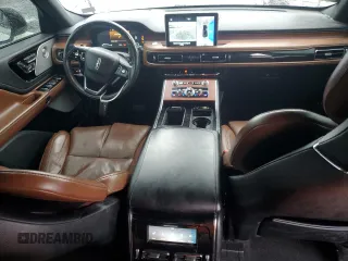 2021 Lincoln Aviator Reserve z VIN 5LM5J7XC6MGL14110, wystawiony jako Copart lot #57793045 z przebiegiem 88 363 mil mil oraz Szkoda całkowita • Salvage title. Historia ofert i sprzedaży dostępna na DreamBid. Obrazek 8.