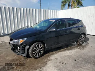2019 Hyundai Elantra GT with VIN KMHH35LE3KU114158, listed as a Copart auction lot 70061744 with 118,777 mi miles and Non Repairable. Bid and sale history available at carsss.com. Image 1.