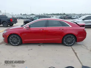 2016 Lincoln MKZ Hybrid with VIN 3LN6L2LU0GR627850, listed as a IAAI auction lot 41897945 with 36,213 mi miles. Bid and sale history available at carsss.com. Image 15.