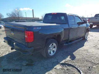 2017 Chevrolet Silverado 1500 LT with VIN 1GCVKREC1HZ342782, listed as a IAAI auction lot 41595845 with 86,000 mi miles. Bid and sale history available at carsss.com. Image 4.