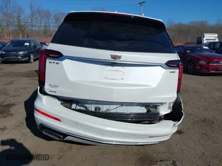 2021 Cadillac XT6 Premium Luxury with VIN 1GYKPDRS9MZ236075, listed as a IAAI auction lot 41632689 with 1 mi miles. Bid and sale history available at carsss.com. Image 15.