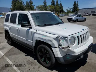 2014 Jeep Patriot Sport with VIN 1C4NJPBA4ED529887, listed as a Copart auction lot 63779325 with 131,652 mi miles and Salvage title. Bid and sale history available at DreamBid. Image 4.