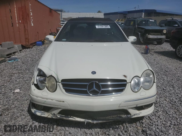 2008 Mercedes-Benz CLK 550 with VIN WDBTK72F18T092049, listed as a Copart auction lot 51291385 with 150,453 mi miles and Salvage Title. Bid and sale history available at DreamBid. Image 5.