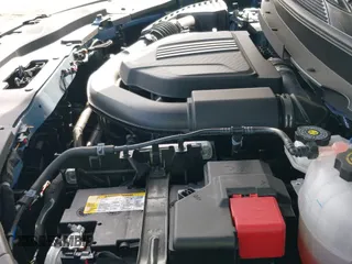 2024 Chevrolet Traverse FWD LS z VIN 1GNEREKS4RJ190066, wystawiony jako IAAI lot #42354323 z przebiegiem 7 117 mil mil oraz . Historia ofert i sprzedaży dostępna na DreamBid. Obrazek 20.