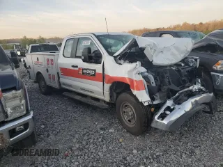 2024 Ford F-350 z VIN 1FT8X3AA0REF17323, wystawiony jako Copart lot #50210635 z przebiegiem 4 180 mil mil oraz Szkoda całkowita • Salvage title. Historia ofert i sprzedaży dostępna na DreamBid. Obrazek 4.