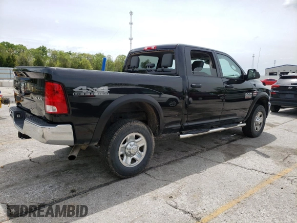 2018 Ram 2500 Tradesman z VIN 3C6UR5CJ4JG289185, wystawiony jako Copart lot #55427695 z przebiegiem 90 809 mil mil oraz Szkoda całkowita • Salvage title. Historia ofert i sprzedaży dostępna na DreamBid. Obrazek 3.