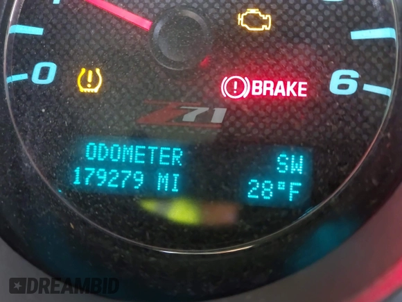 2013 Chevrolet Silverado 1500 LT with VIN 1GCRKSE72DZ273042, listed as a IAAI auction lot 41485356 with 179,279 mi miles and . Bid and sale history available at DreamBid. Image 15.