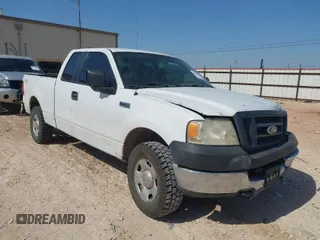 2005 Ford F-150 XLT with VIN 1FTPX14505NA67097, listed as a IAAI auction lot 42012449 with 192,258 mi miles. Bid and sale history available at carsss.com. Image 1.