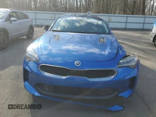 2018 Kia Stinger Premium with VIN KNAE25LA8J6021241, listed as a Copart auction lot 42581885 with 95,339 mi miles and Salvage Title. Bid and sale history available at carsss.com. Image 5.