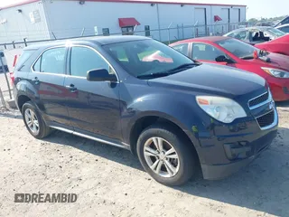 2015 Chevrolet Equinox LS z VIN 2GNALAEK1F6148175, wystawiony jako IAAI lot #42409863 z przebiegiem 141 376 mil mil oraz . Historia ofert i sprzedaży dostępna na DreamBid. Obrazek 1.