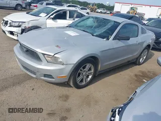 2010 Ford Mustang V6 with VIN 1ZVBP8AN5A5144531, listed as a IAAI auction lot 39339392 with 212,829 mi miles and . Bid and sale history available at DreamBid. Image 17.