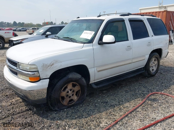 2005 Chevrolet Tahoe LT with VIN 1GNEC13T85J124339, listed as a IAAI auction lot 41911723 with 353,205 mi miles. Bid and sale history available at carsss.com. Image 2.