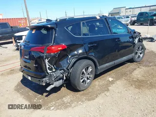 2018 Toyota RAV4 XLE with VIN 2T3WFREV8JW476348, listed as a IAAI auction lot 41641892 with 1 mi miles. Bid and sale history available at carsss.com. Image 4.